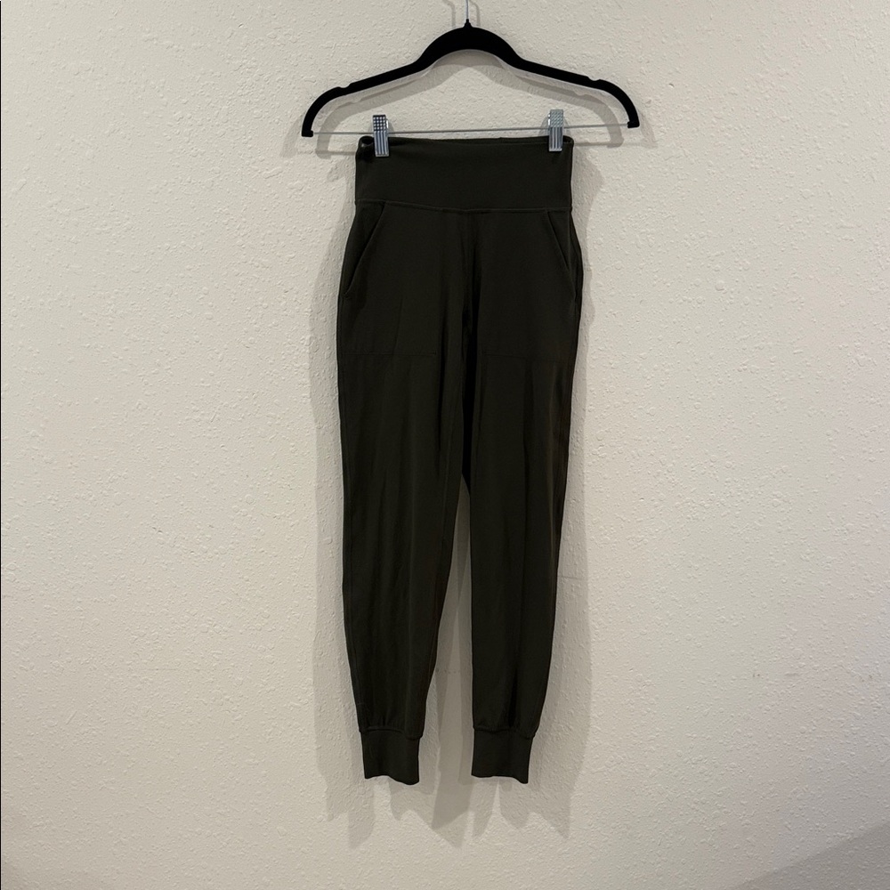lululemon size 2 Dark Green Joggers